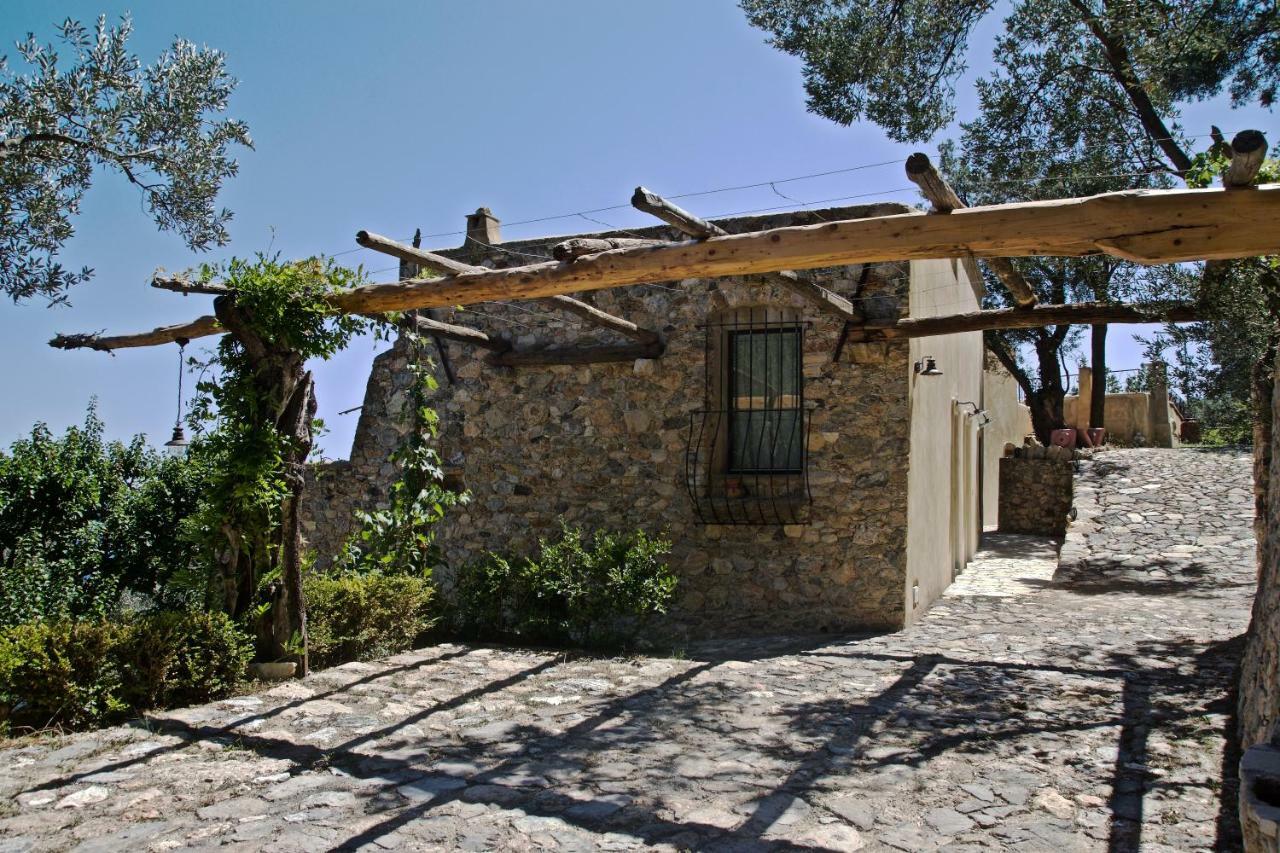 Casa Vacanze A Lea L'Ua Finale Ligure Exteriör bild