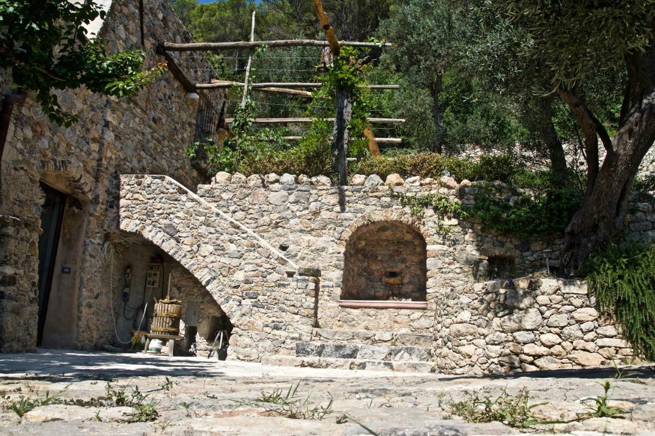 Casa Vacanze A Lea L'Ua Finale Ligure Exteriör bild